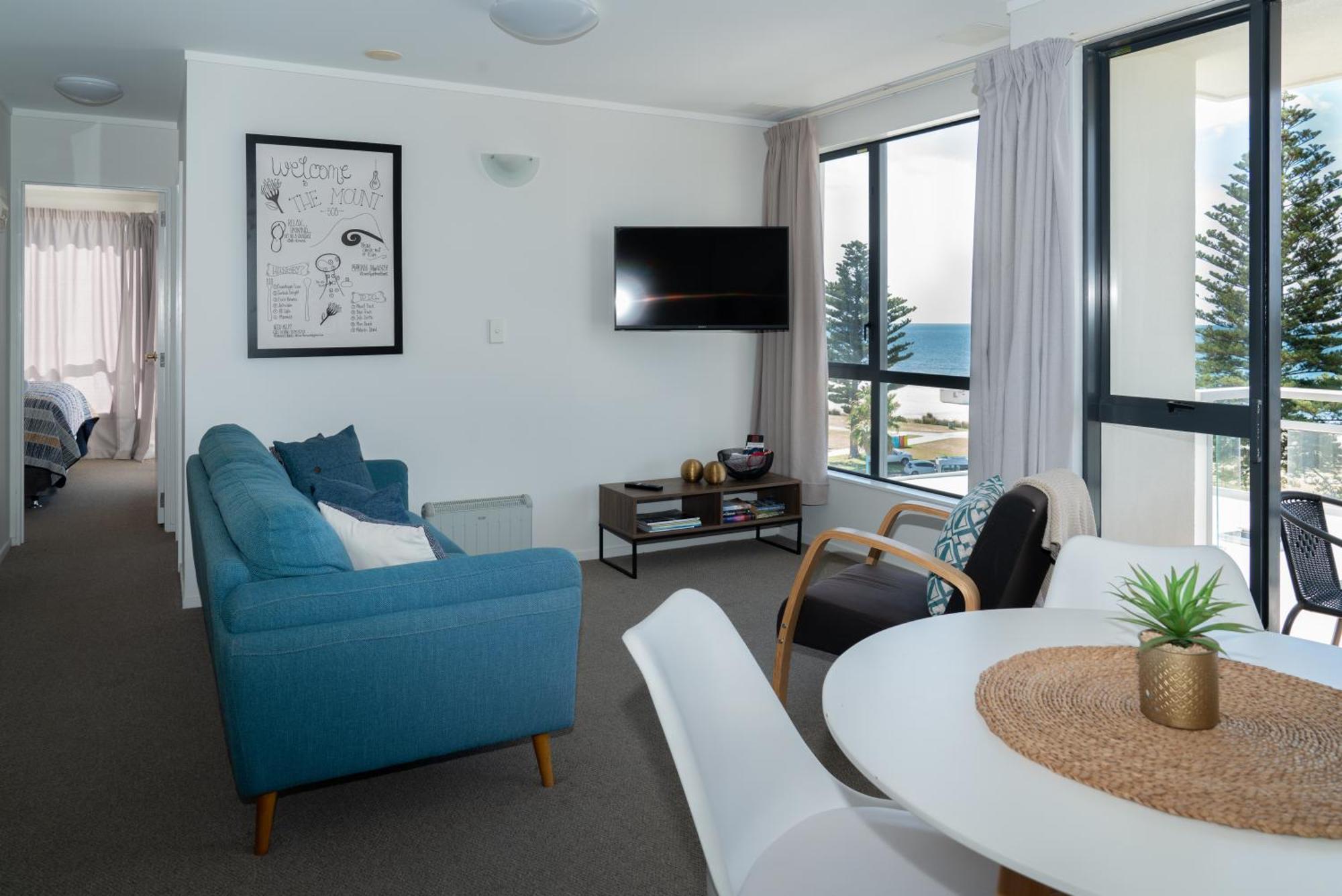 Ocean View Beach Escape - Top Floor Apartments, Mt Maunganui Base เมาท์มองานุย ภายนอก รูปภาพ